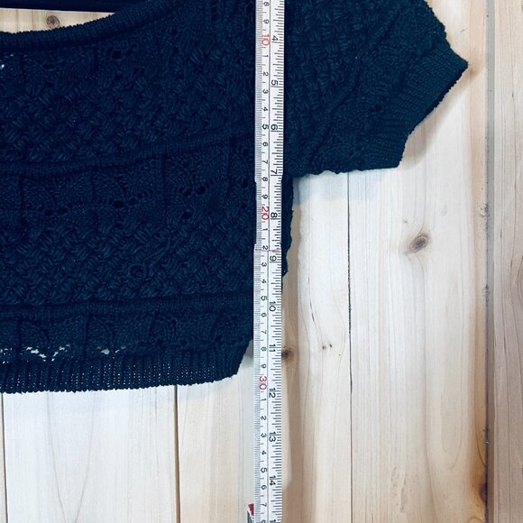 Cotton On Crochet Knit Crop Top Black Short Sleeve Boho Grunge Festival XS - Picture 8 of 8
